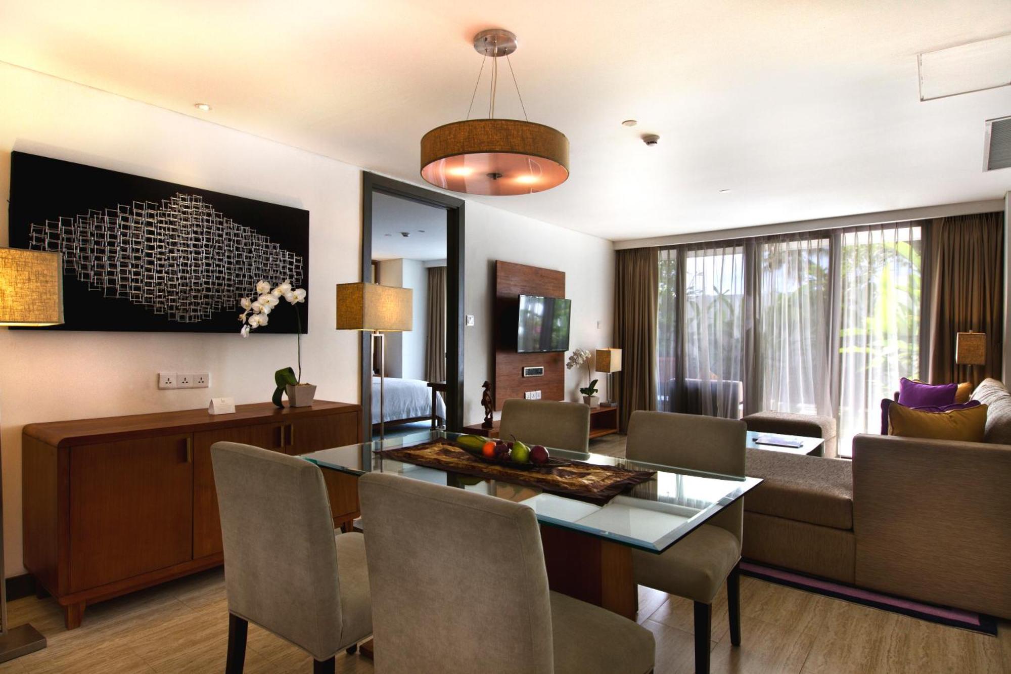 Two-Bedroom Suite,690680595:JPEG