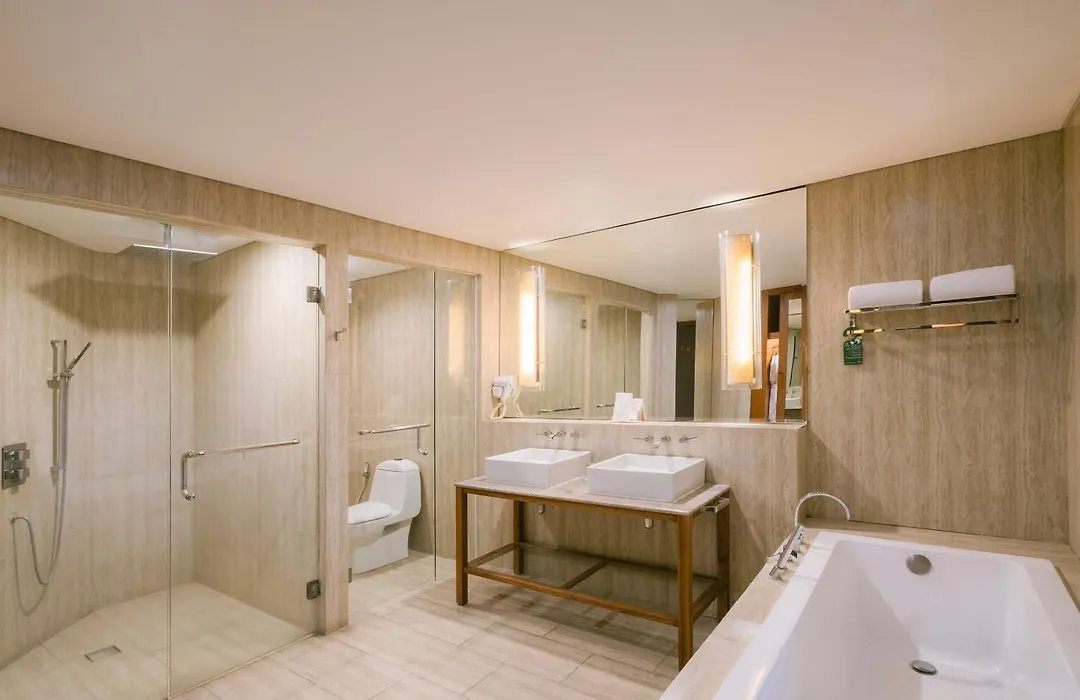 Lv8 Resort Hotel-1